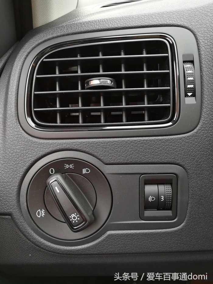 大众polo1.4t自动落地价,polo自动风尚版1.4