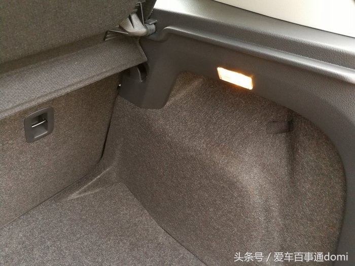 大众polo1.4t自动落地价,polo自动风尚版1.4