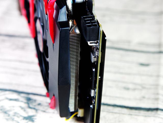 推荐配置不足6000，砸折矿工斧，刀斩傲腾腰