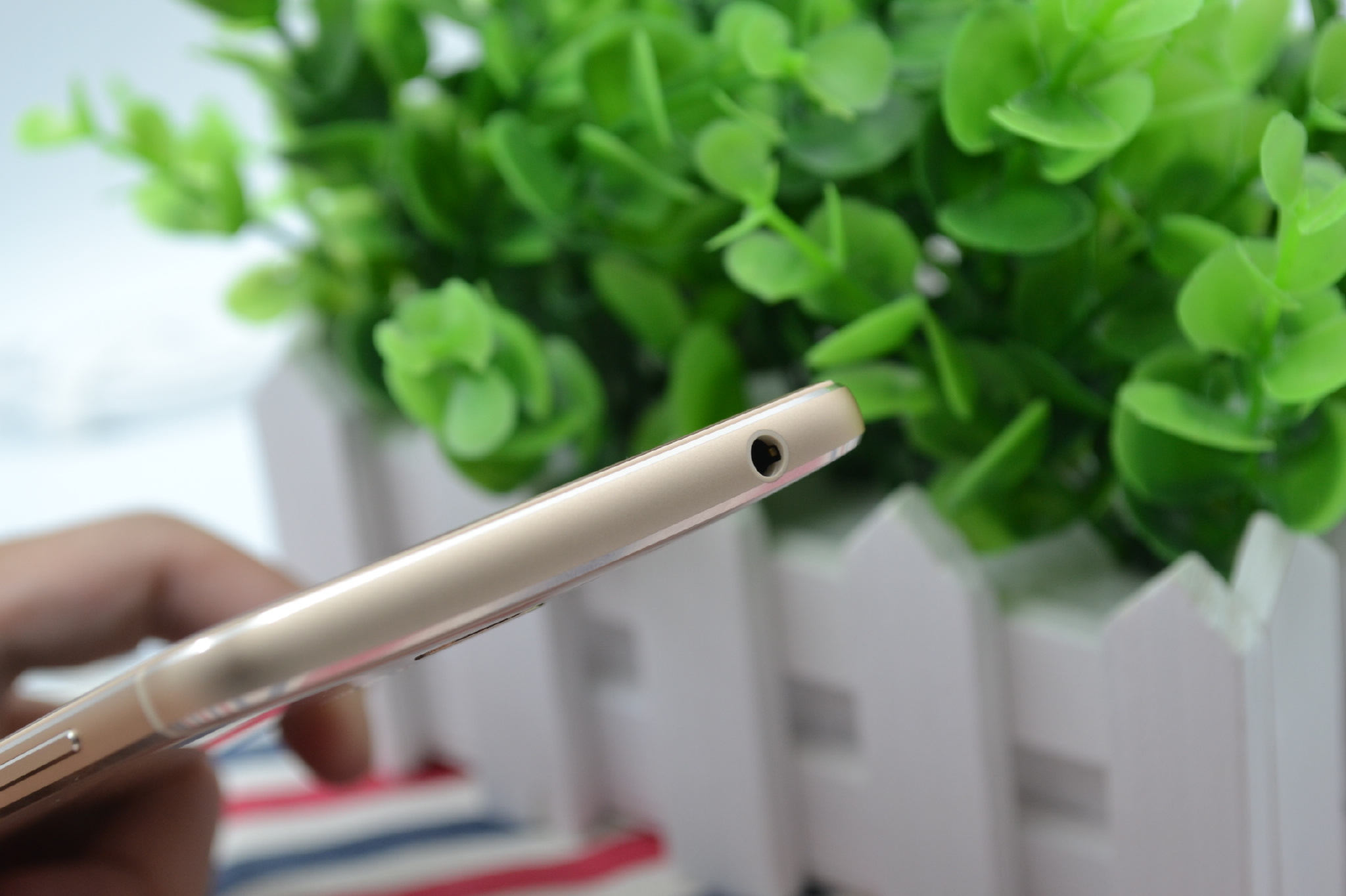 对家人的爱更多一点,九爱亲情手机HaloveH1上手测评