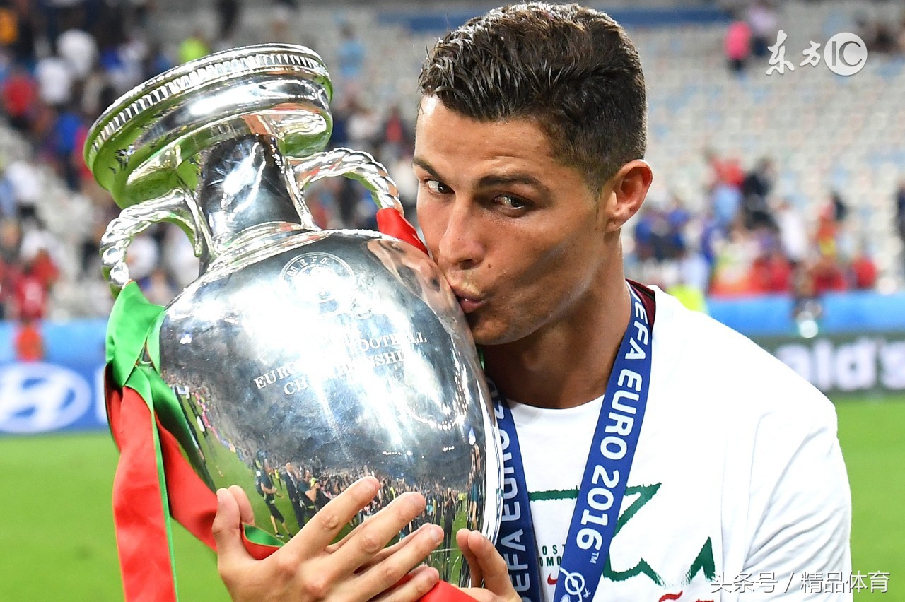 天下足球绝代双骄大讨论是哪一集,天下足球c罗梅西黄金十年