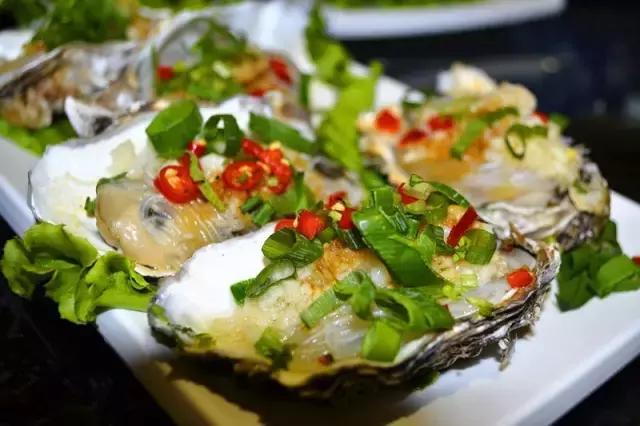 大连黑帮大哥招小弟，烤串江湖够狠你就来