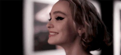 李嫣Style!王菲李亚鹏女儿变身超模05后都出来闯天涯了