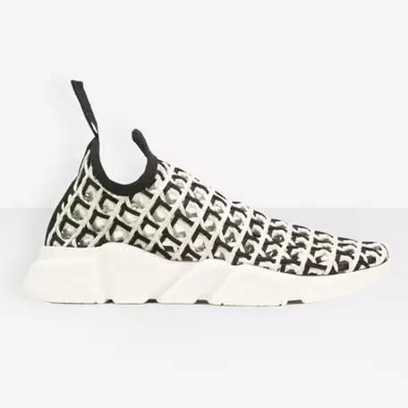 杨幂的最近穿的运动鞋,杨幂穿的薄荷绿运动鞋