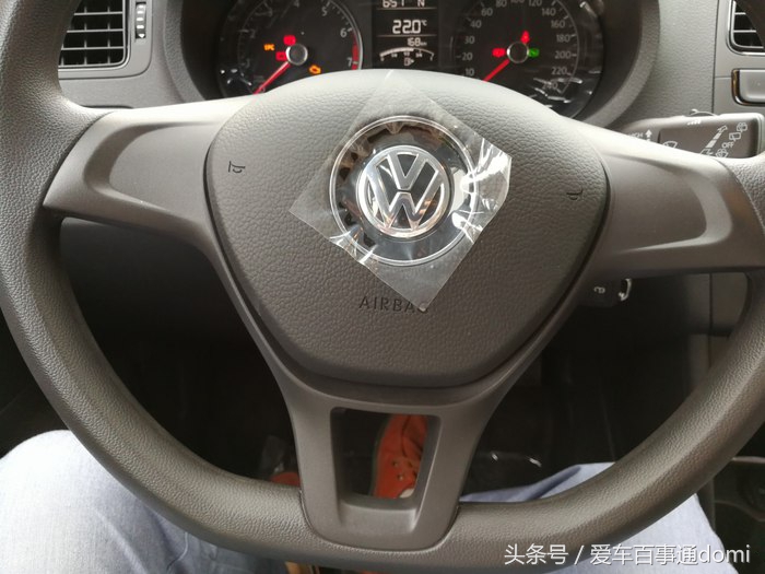 大众polo1.4t自动落地价,polo自动风尚版1.4