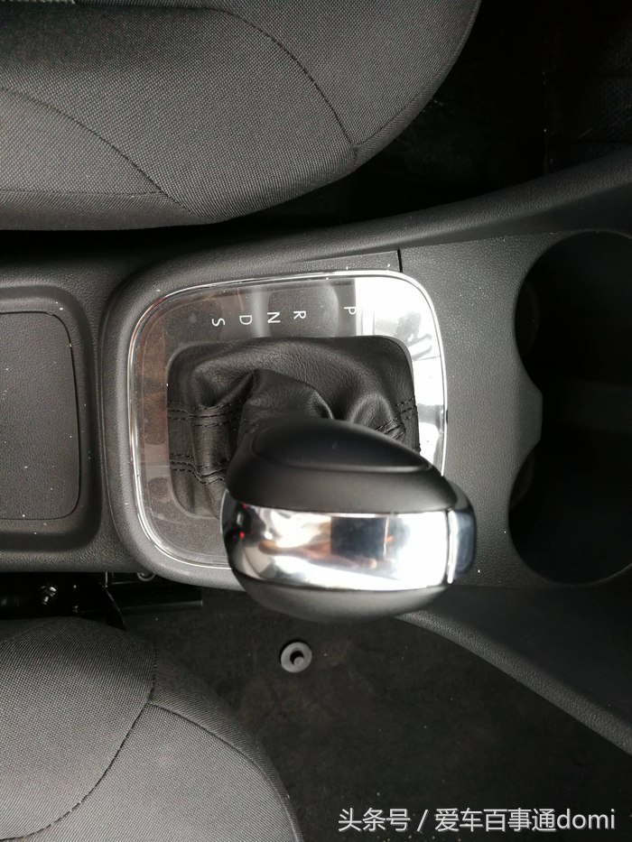 大众polo1.4t自动落地价,polo自动风尚版1.4