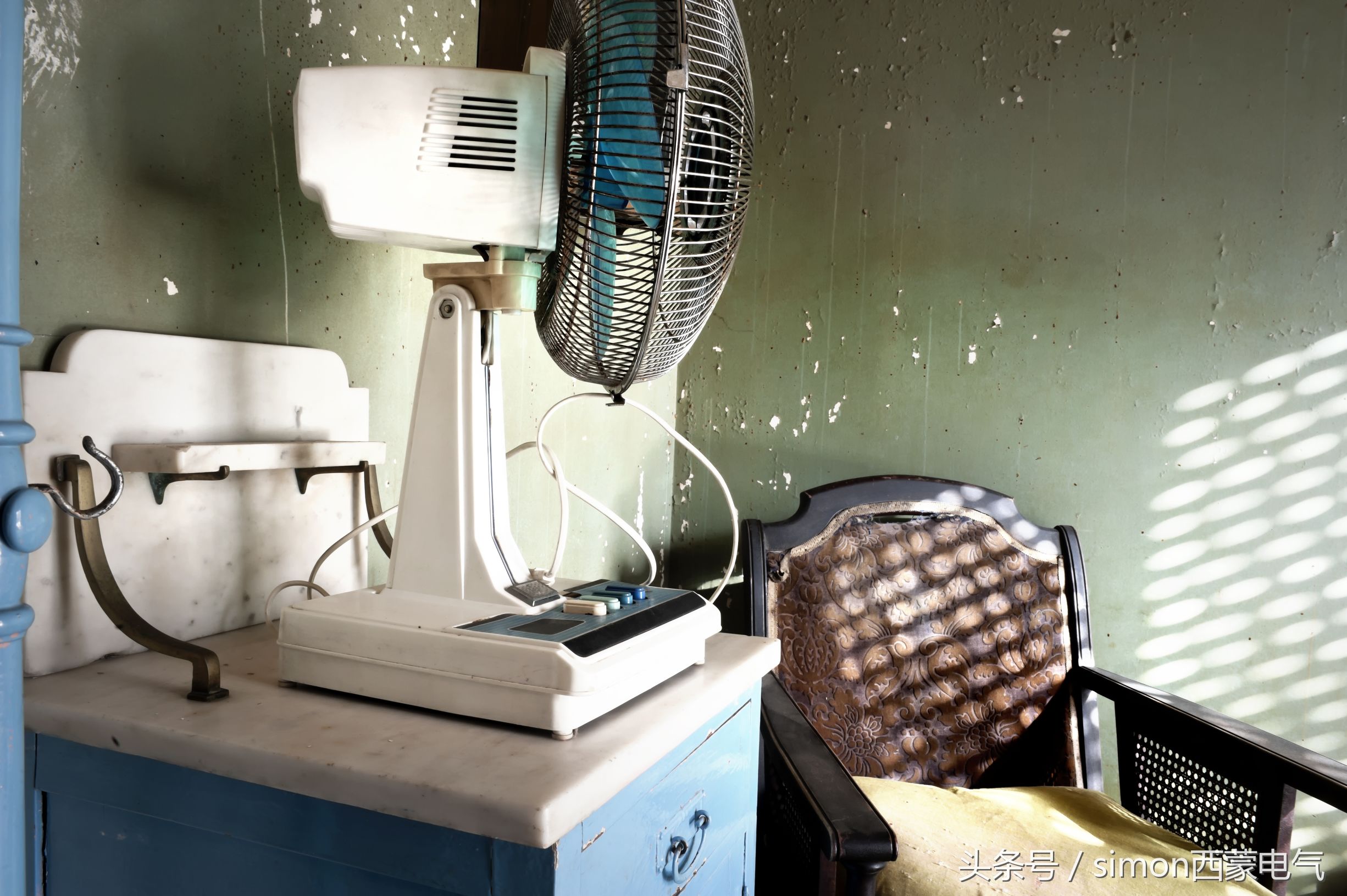 家里必备小夜灯颜值高还实用,纳凉神器随身