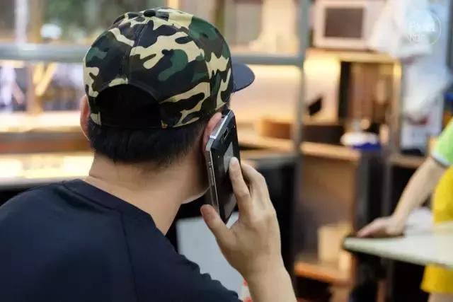 表哥说,马云的手机是个辣鸡