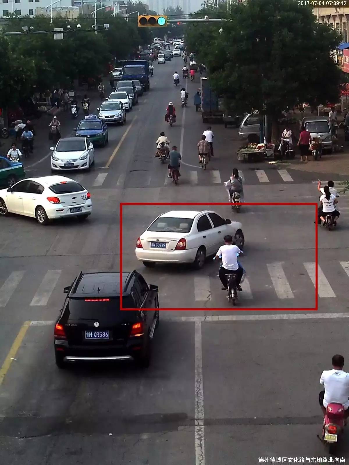 机动车不礼让斑马线将罚款吗,不礼让行人有车挡着看不到