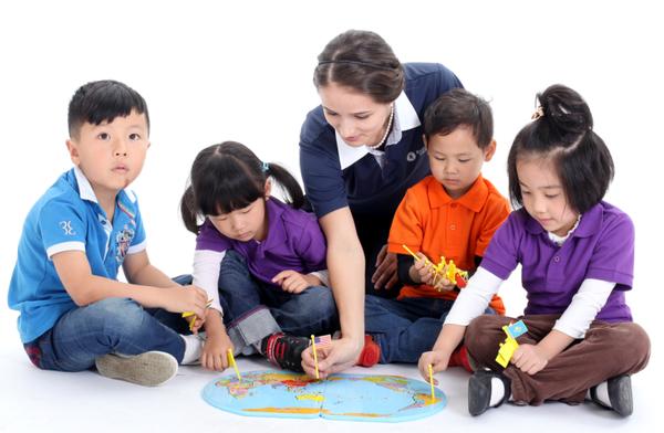 幼儿英语培训班报名标准,英语有没有必要报培训班