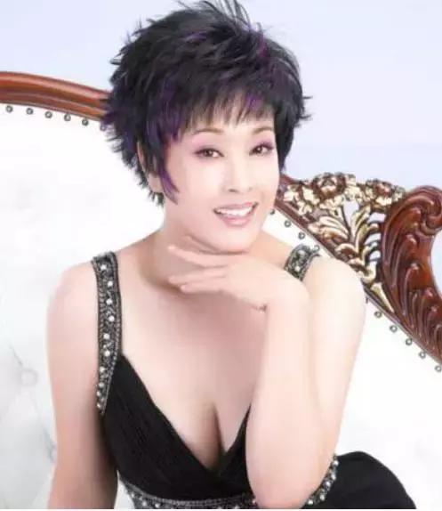 明星犯事也会进监狱的,刘晓庆古天乐高晓松还有好多大名鼎鼎的明星都进过