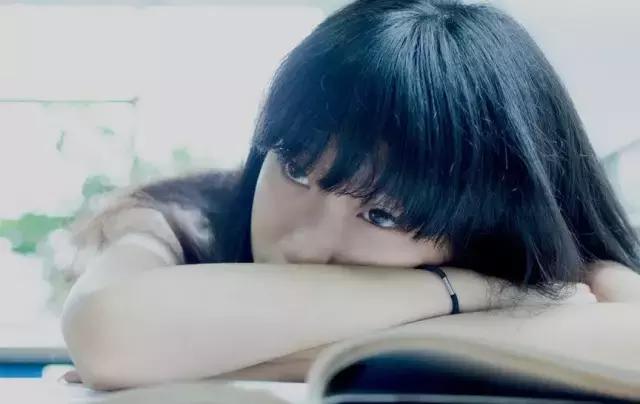 女人变老会经历什么,女人经常做美容是不是更容易变老