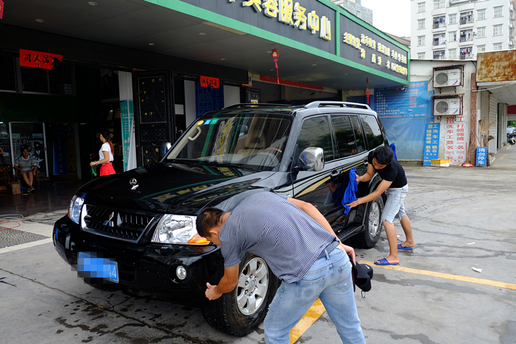 超过十年的帕杰罗老车值得入手吗,13年老款帕杰罗