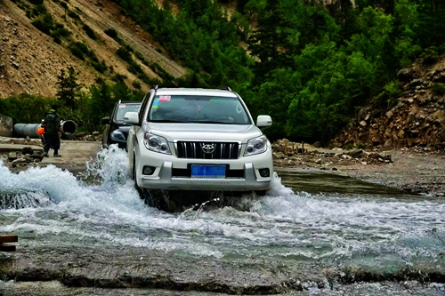 老司机揭秘：去川藏线租车到底什么车合适？