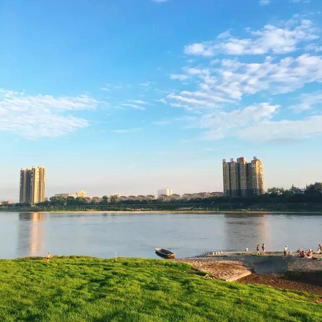 洪雅，担得起好山好水好好吃的最高赞美