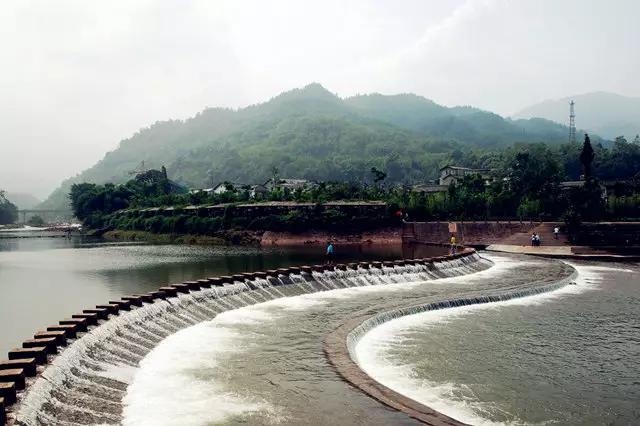 洪雅，担得起好山好水好好吃的最高赞美