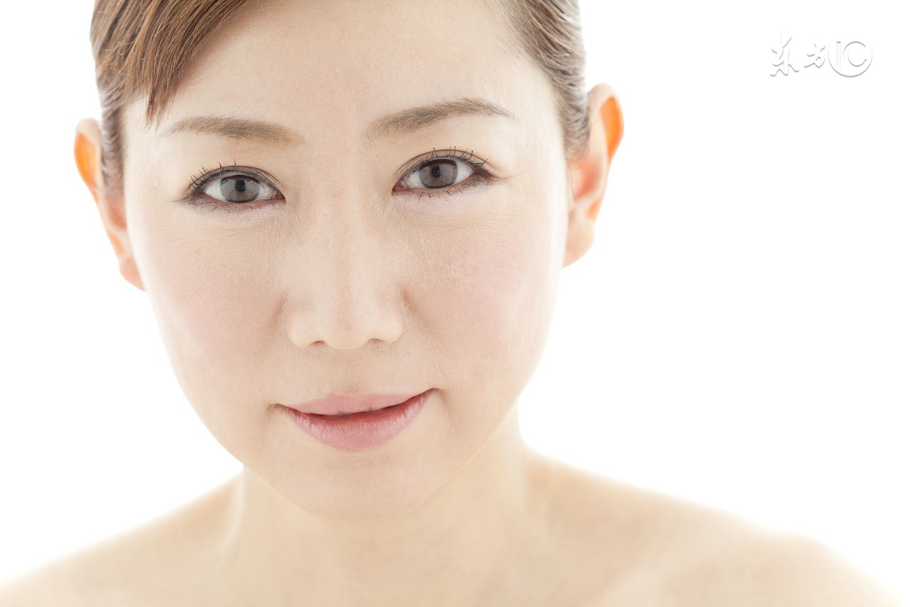 怎么预防法令纹泪沟,怎样预防衰老和法令纹