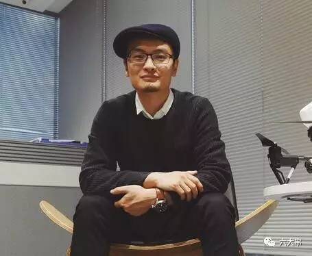 从美国白宫到日本首相府，他用手中遥控玩具征服这个世界