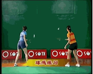 羽毛球对打技巧视频教程,羽毛球沉浸式对打