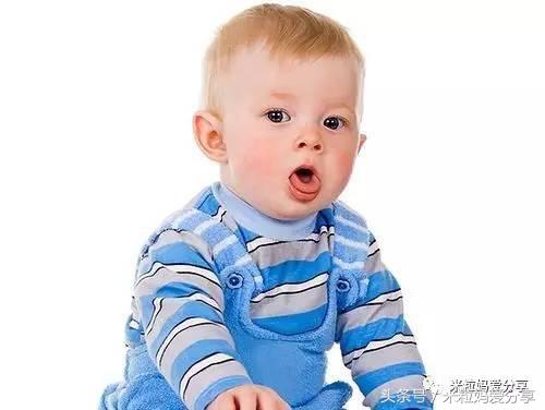 宝宝眼屎多便秘是怎么回事,宝宝眼屎多尿黄是怎么回事