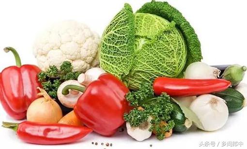 皮肤没有出油但会反光是什么原因,脸上容易出油的怎么用防晒