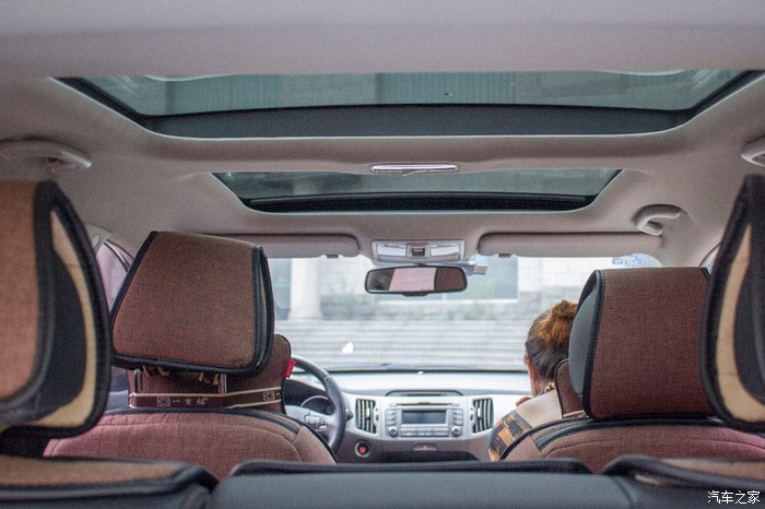 对标本田CR-V颜控选择更实惠的起亚智跑