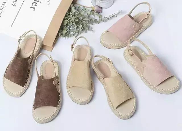 高能少年团杨紫奚梦瑶周冬雨出场,周冬雨奚梦瑶vogue对比