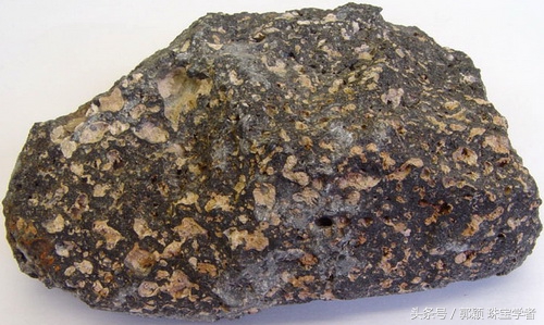 值得收藏的天然石头有哪些,这些五颜六色的石头竟然价值上亿