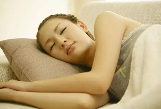 湿气的头号克星，每天喝水时候泡一点，湿毒很快消失不见，肚子也瘦了