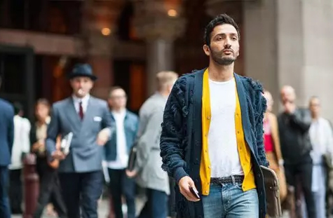 男士夏季宽松透气阔腿牛仔裤,男士夏季浅色牛仔裤搭什么短袖