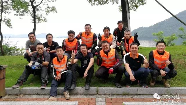 15款ktm690试驾,试驾KTM690Duke