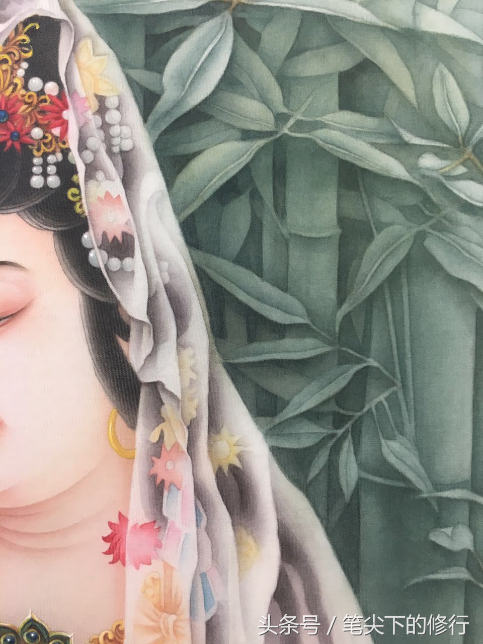 美到极致的菩萨｜听涛观瀑望水月，静思禅定得自在