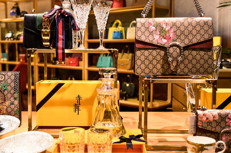 易北辰：寺库是一个圈层的天空和生活