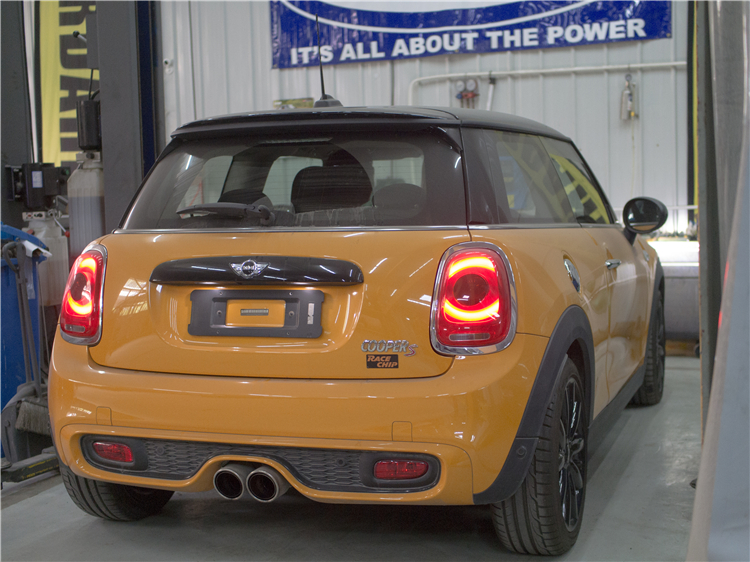 一辆小MINI的“逆改装”过程，和两年拍不到沪牌引发的伤不起事件