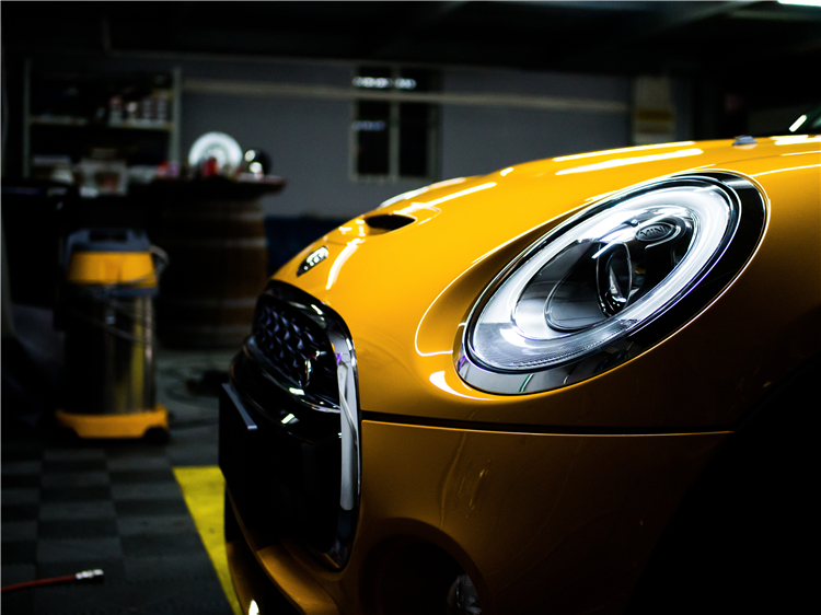 一辆小MINI的“逆改装”过程，和两年拍不到沪牌引发的伤不起事件