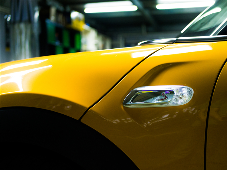 一辆小MINI的“逆改装”过程，和两年拍不到沪牌引发的伤不起事件