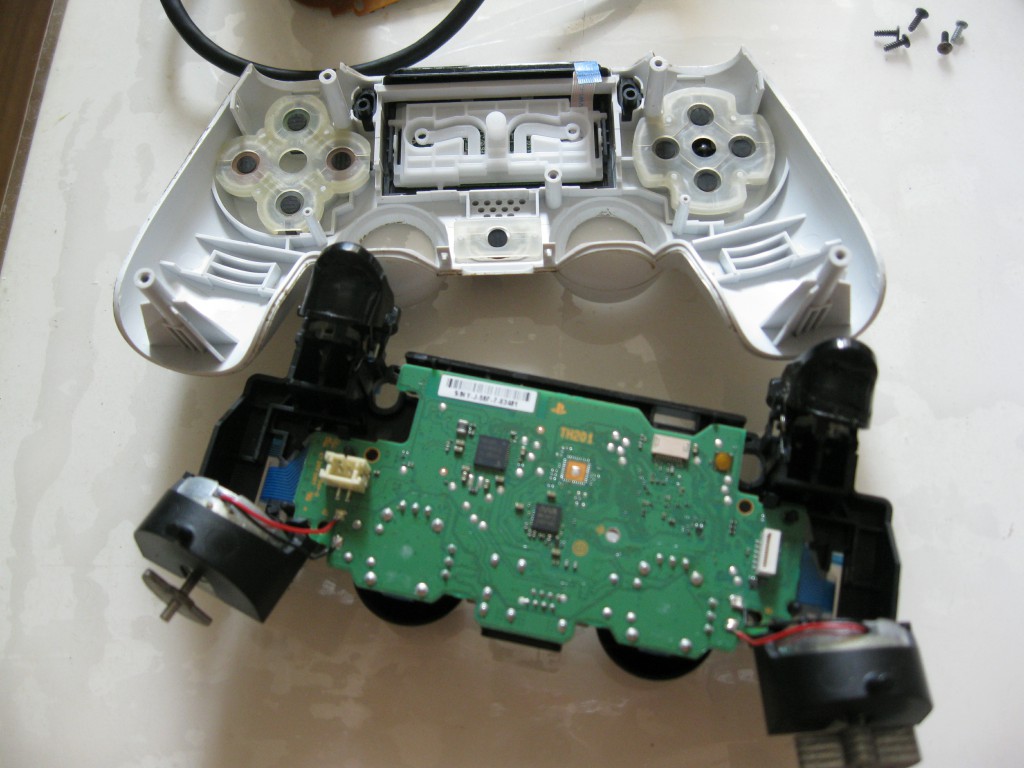 胡撕乱拆系列——索尼*法大**SONYPS4手柄拆机及真-摇杆更换