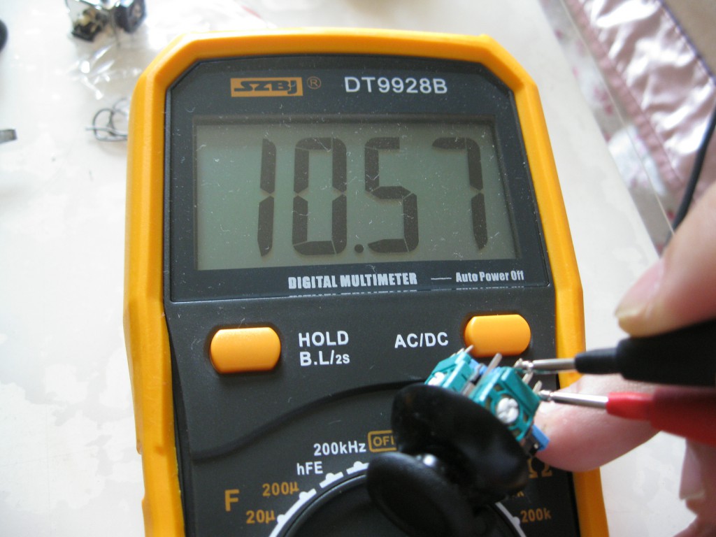 胡撕乱拆系列——索尼*法大**SONYPS4手柄拆机及真-摇杆更换