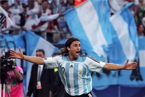 五周年传奇克雷斯波,传奇永不谢幕致敬传奇球星