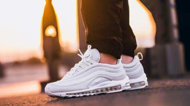 种草力MAX|17年最hot的N双爆款球鞋,谁才是众望所归的kingofsneaker!