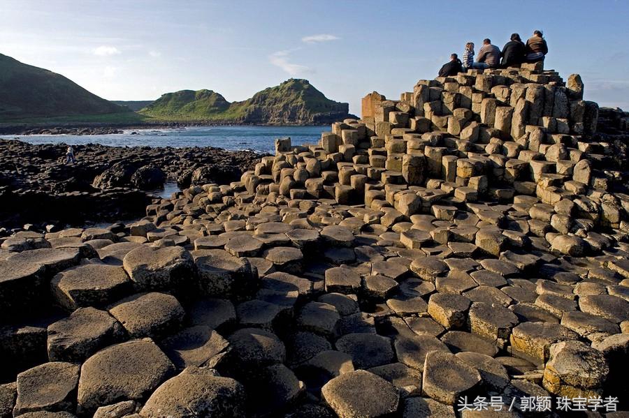 值得收藏的天然石头有哪些,这些五颜六色的石头竟然价值上亿