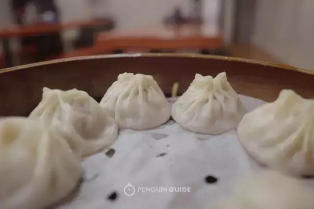 走街串巷的小笼包 (走街串巷杭州小笼包)