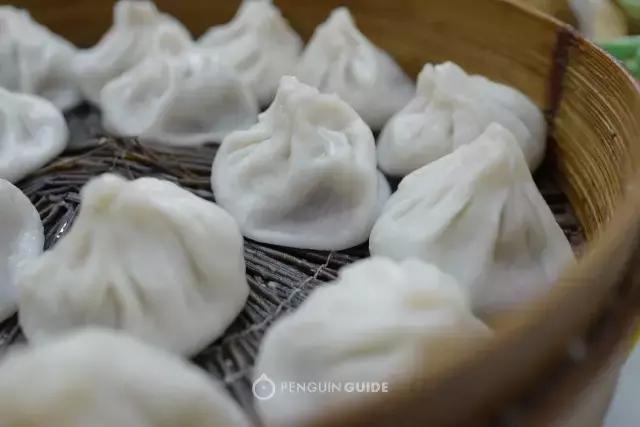 走街串巷的小笼包 (走街串巷杭州小笼包)