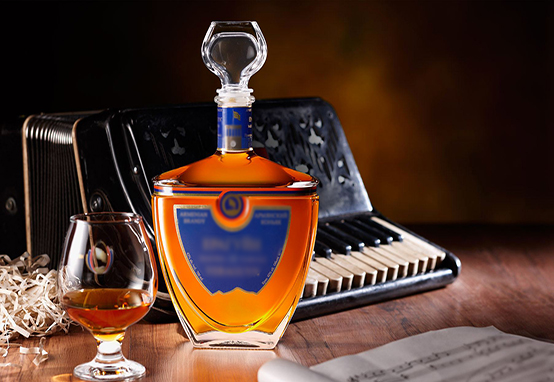 白兰地存放的正确方法,白兰地怎么存放才好喝