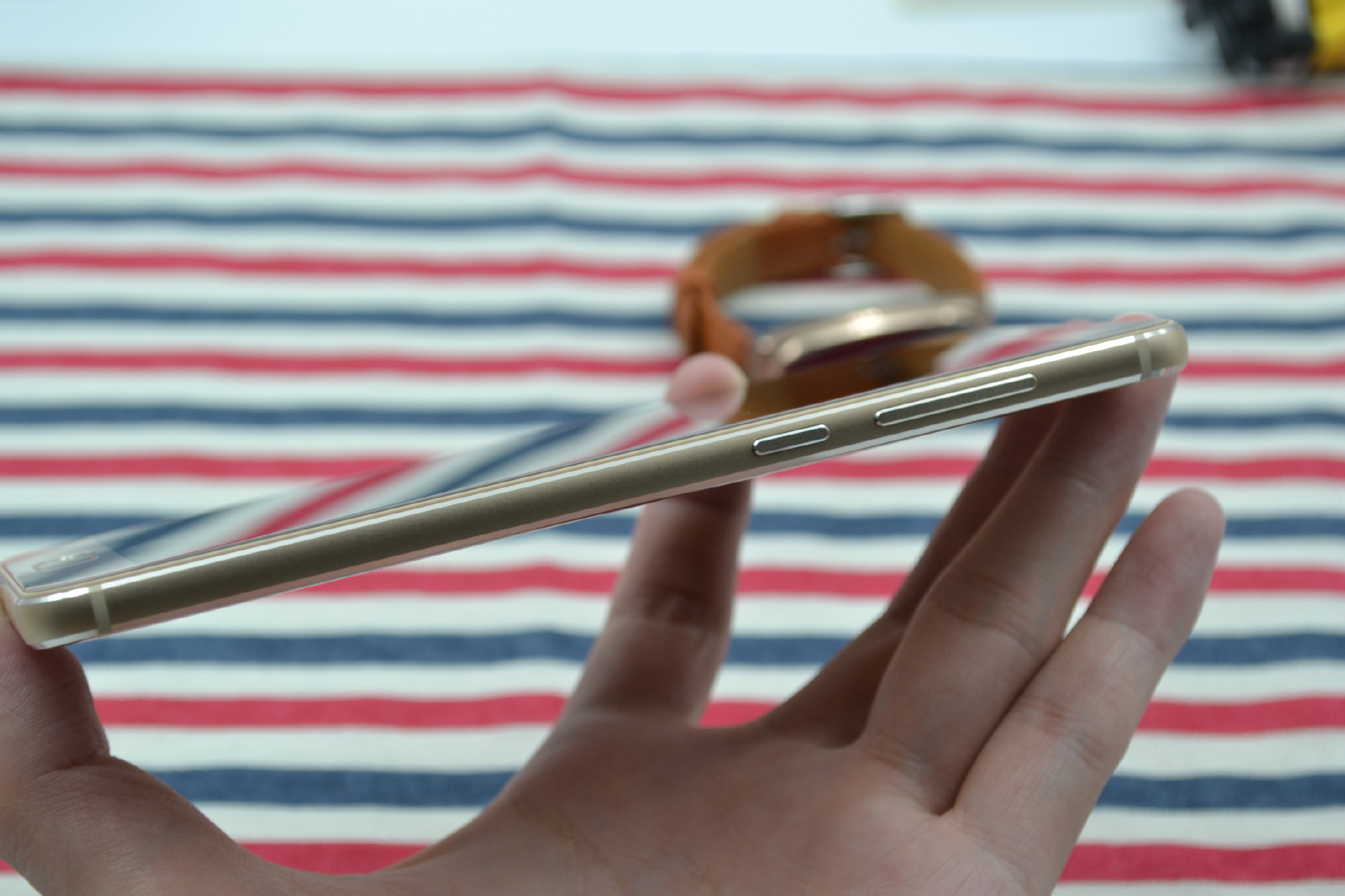 对家人的爱更多一点,九爱亲情手机HaloveH1上手测评