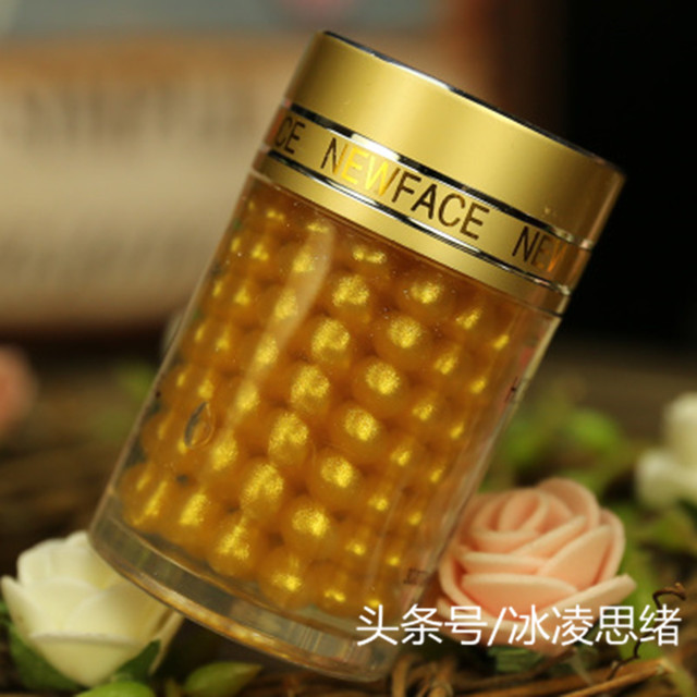 女人手晒黑不要慌，天天用“它”擦手，一周小手变的白嫩