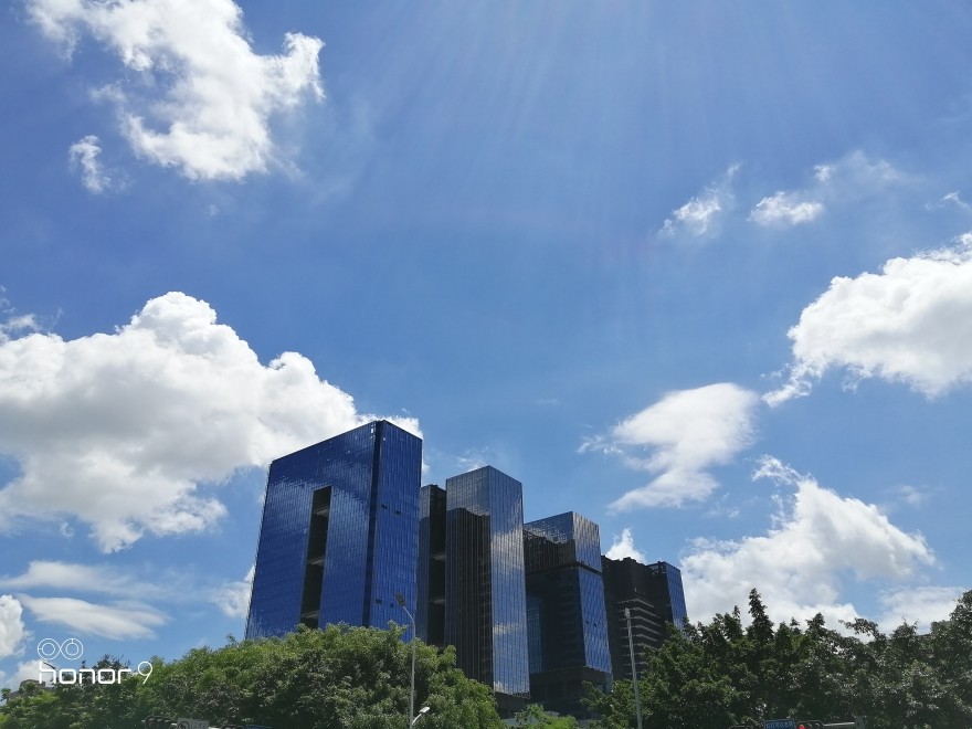 荣耀9高配和标配区别在哪,荣耀9支持ufs3.0吗