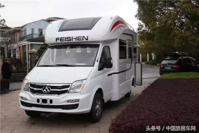 飞神双拓展自动挡c型房车蓝牌,大通房车c型房车价目表