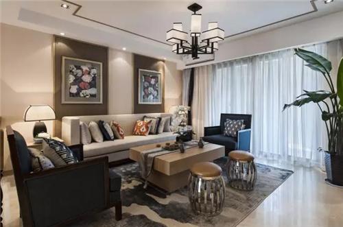 客厅实木沙发和布艺沙发哪个好,客厅放大沙发好还是小沙发好