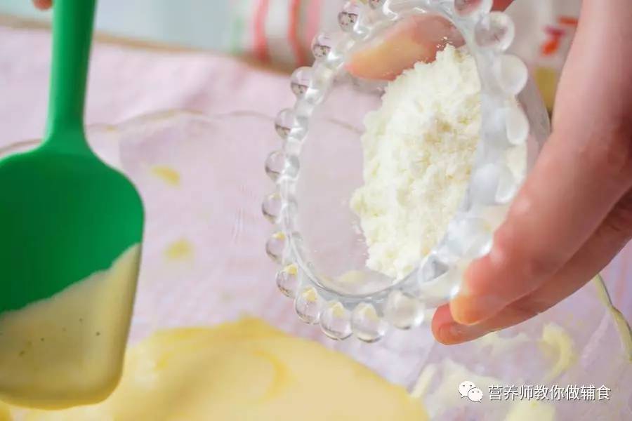 自从有了宝宝吃零食,自从吃了钙片孩子不出汗了